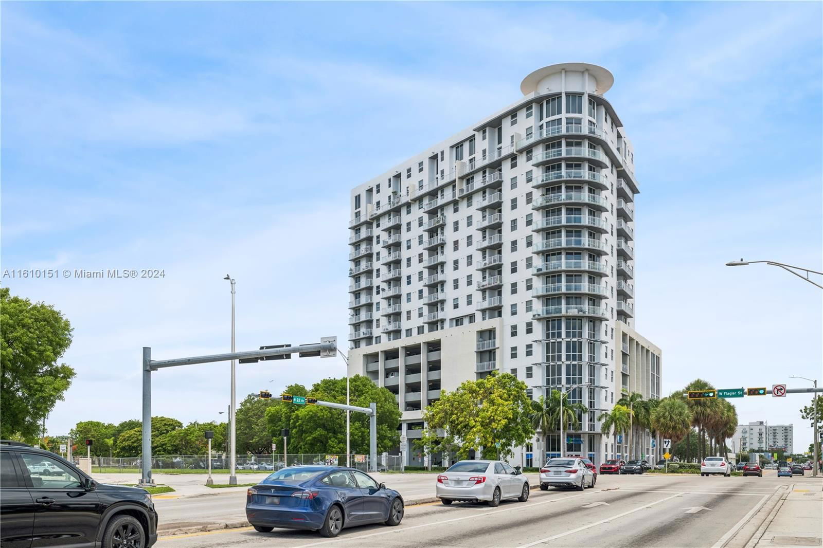 Real estate property located at 1 Glen Royal Pkwy #710, Miami-Dade, ALTOS DE MIAMI CONDO, Miami, FL