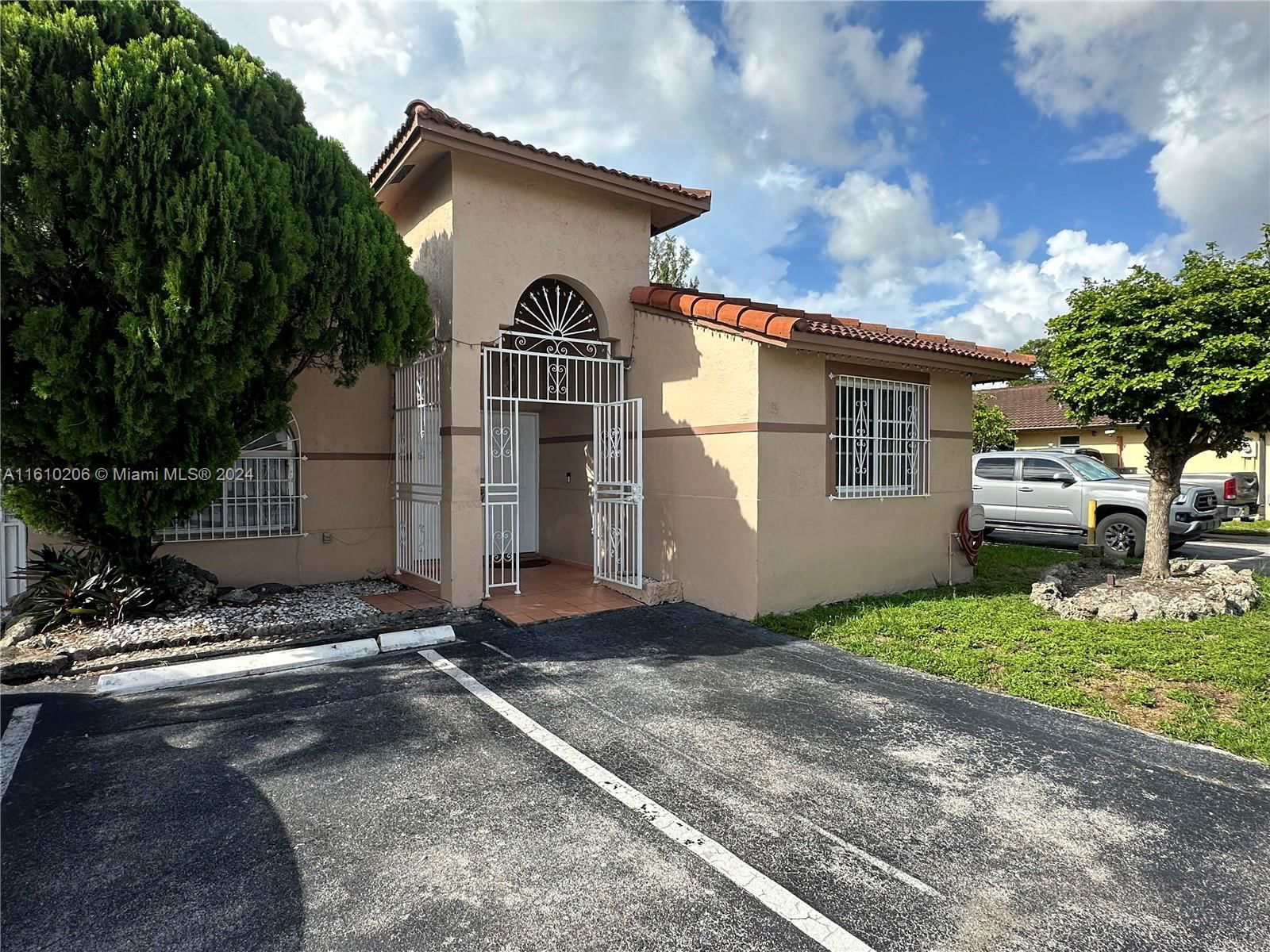 Real estate property located at 3355 68th St #189, Miami-Dade, LOS PALACIOS CONDO, Hialeah, FL