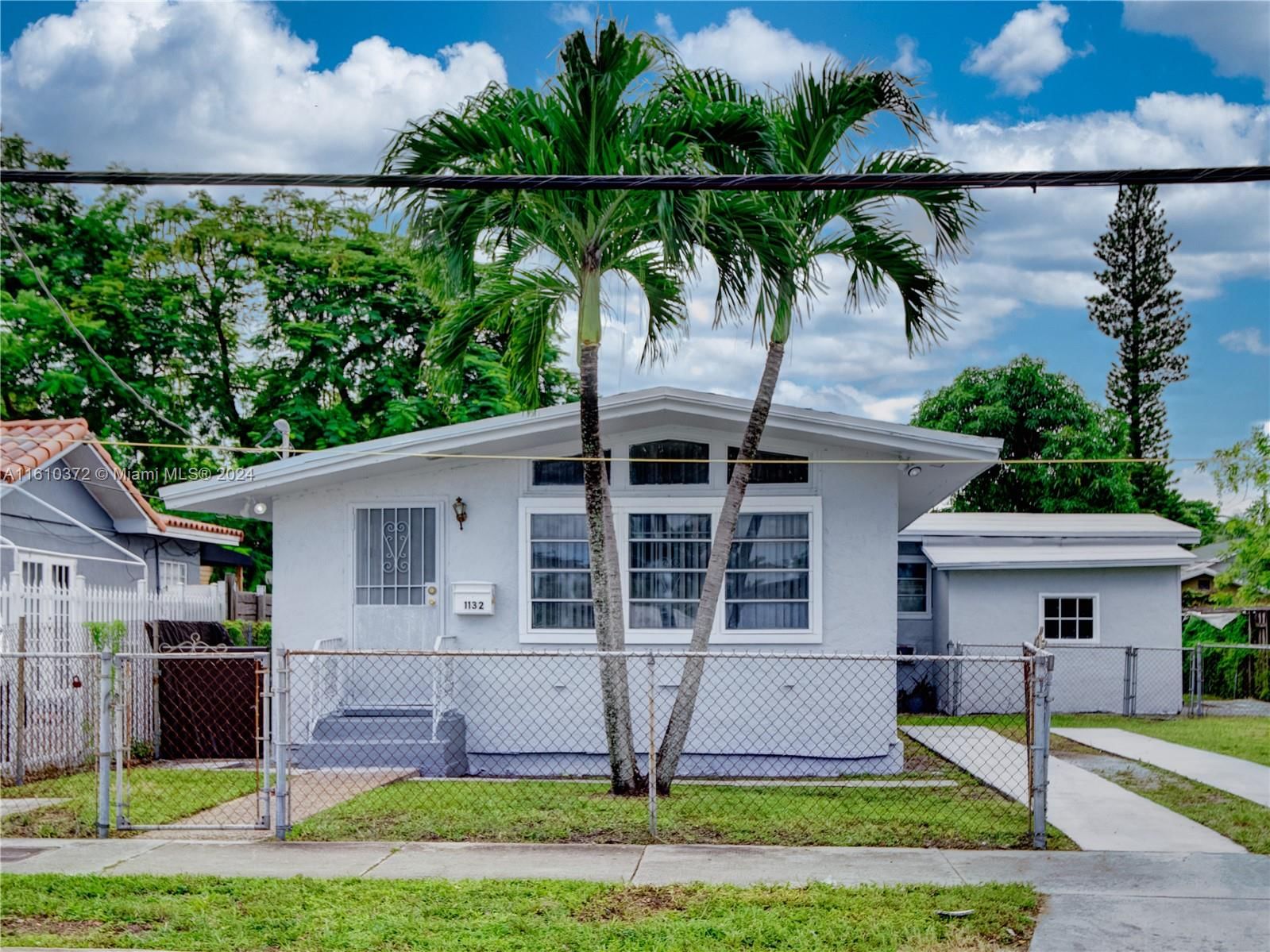 Real estate property located at 1132 39th St, Miami-Dade, 36TH ST MANOR, Miami, FL