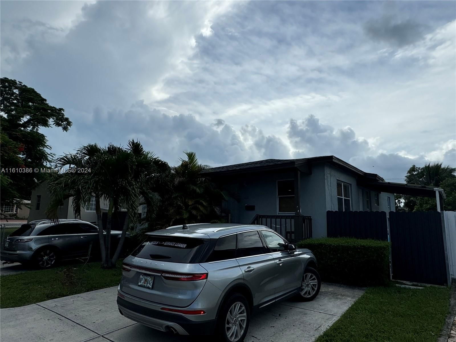 Real estate property located at 3608-3610 28th St, Miami-Dade, OVERBROOK PARK, Miami, FL