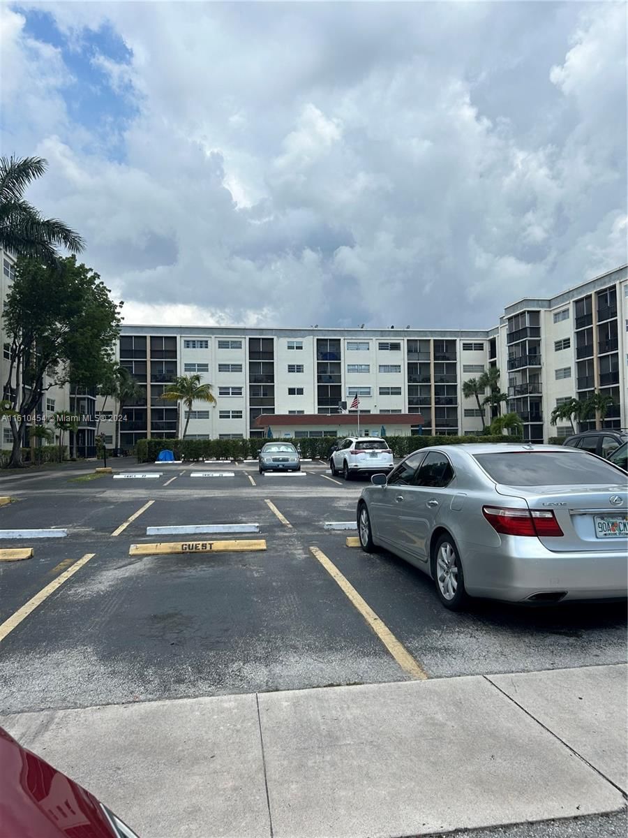 Real estate property located at , Broward, PARKSIDE TOWERS CONDO, Hallandale Beach, FL