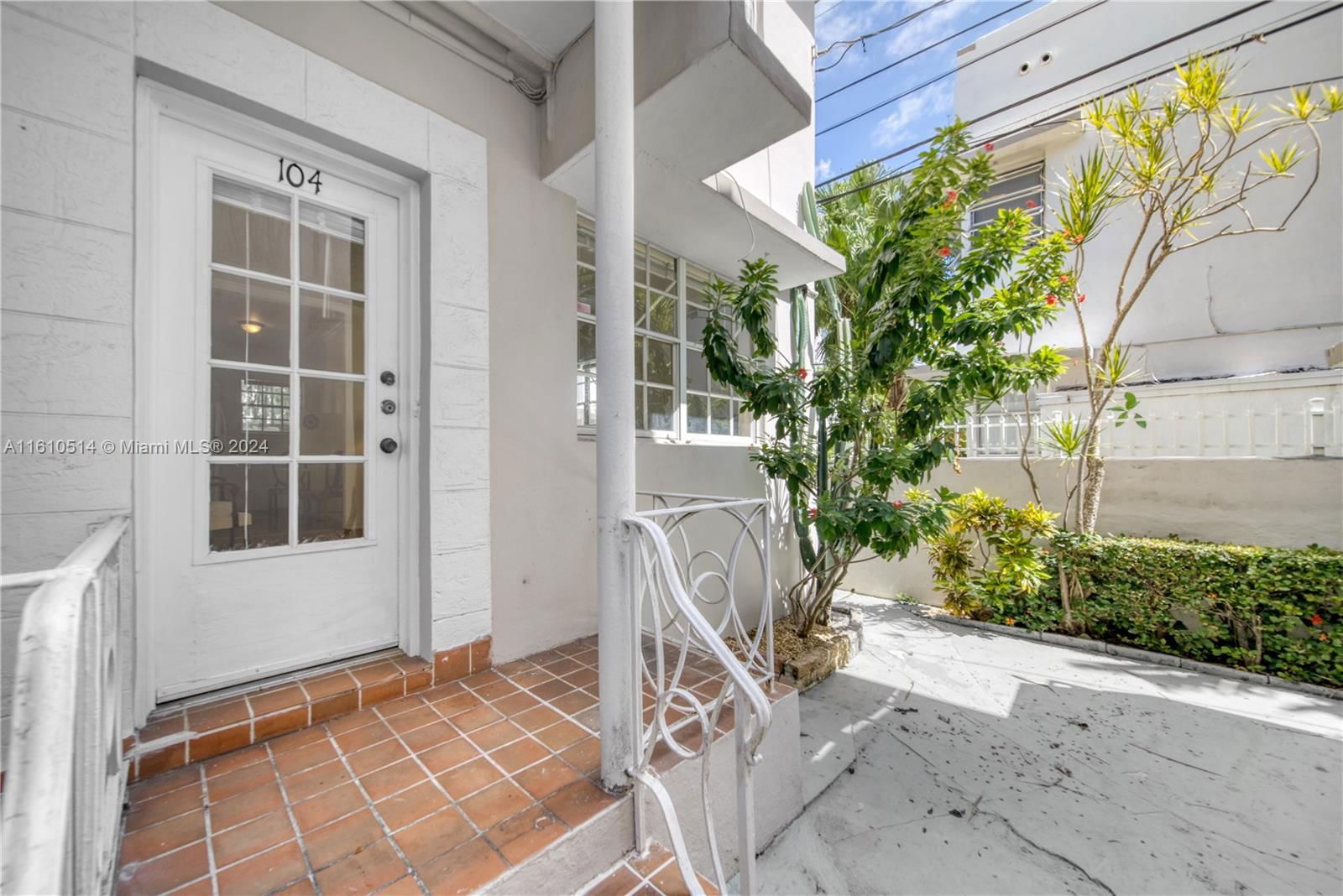 Real estate property located at 717 Espanola Way #104, Miami-Dade, ESPANOLA WAY VILLAS CONDO, Miami Beach, FL