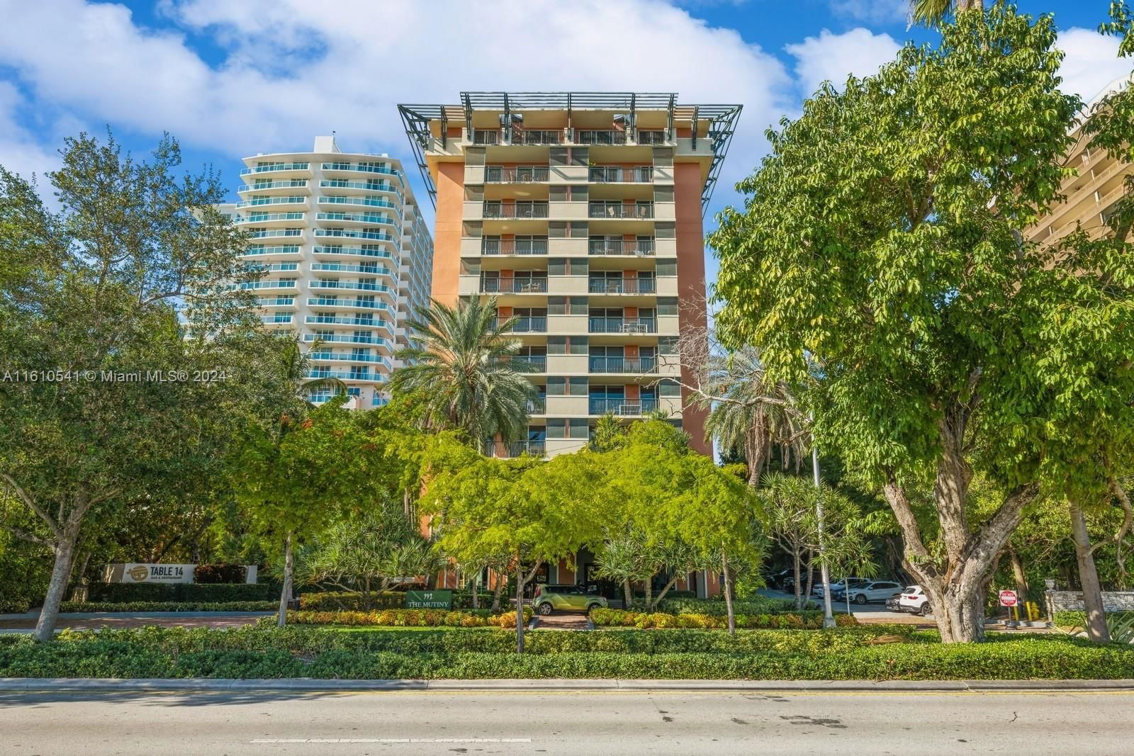 Real estate property located at 2951 Bayshore Dr #917, Miami-Dade County, THE MUTINY CONDO, Miami, FL