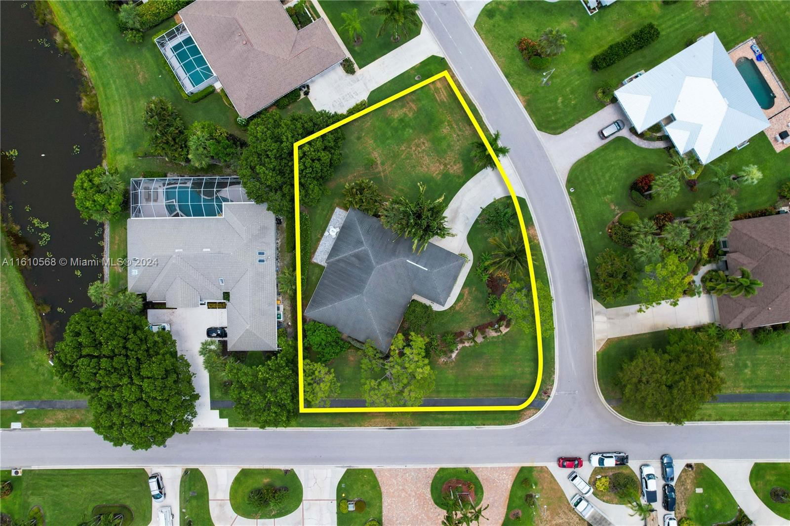 Real estate property located at 1991 Imperial Golf Course Blvd, Collier County, Imperial Golf Estates, Naples, FL