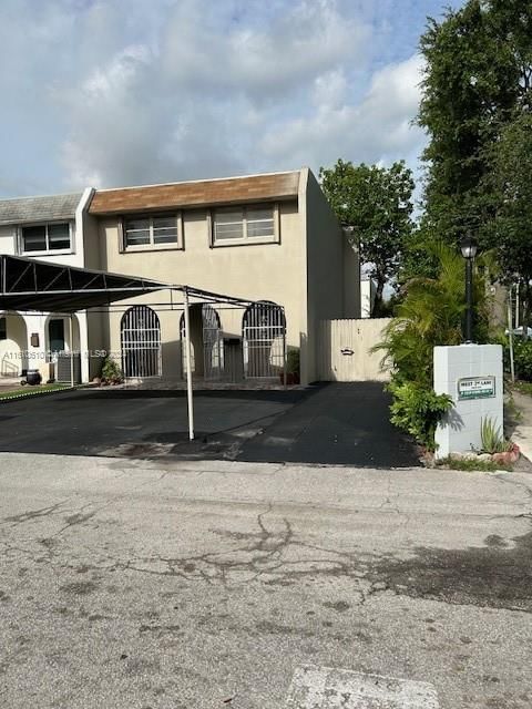 Real estate property located at 6815 2nd Ln #6815, Miami-Dade County, PALM SPRINGS VILLAS 3RD A, Hialeah, FL