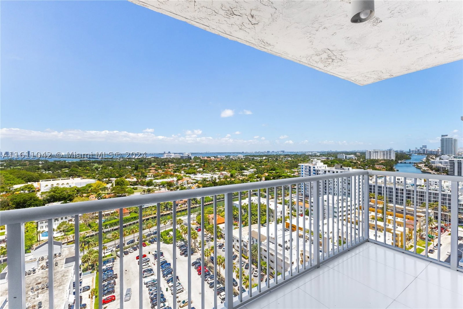 Real estate property located at 2655 Collins Ave #2302, Miami-dade, Mirasol Ocean Towers Cond, Miami Beach, FL