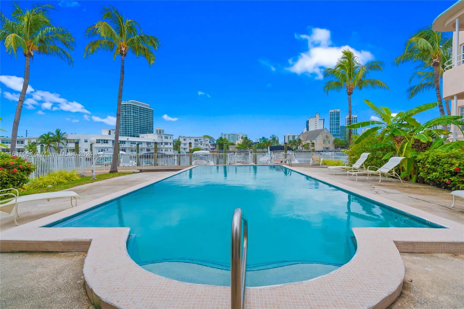 Real estate property located at 6881 Bay Dr #23, Miami-Dade, BAY DRIVE CONDO, Miami Beach, FL