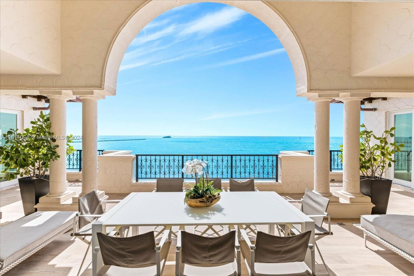 Real estate property located at 7964 Fisher Island Dr #7964, Miami-Dade, OCEANSIDE @ FISHER ISL CO, Miami Beach, FL