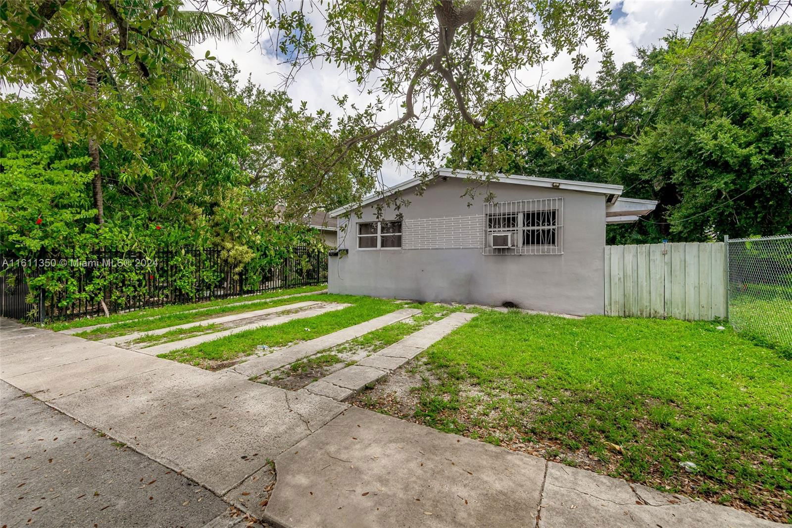 Real estate property located at 1837 44th St, Miami-Dade, ALLAPATTAH SCH SUB 1ST AD, Miami, FL