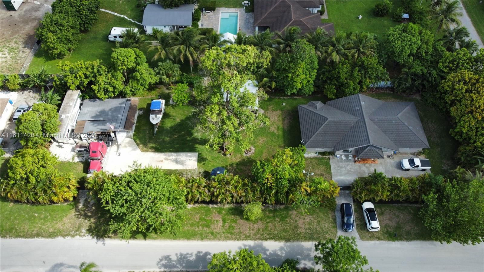 Real estate property located at 18180 176th St, Miami-Dade County, LARSON PINES, Miami, FL