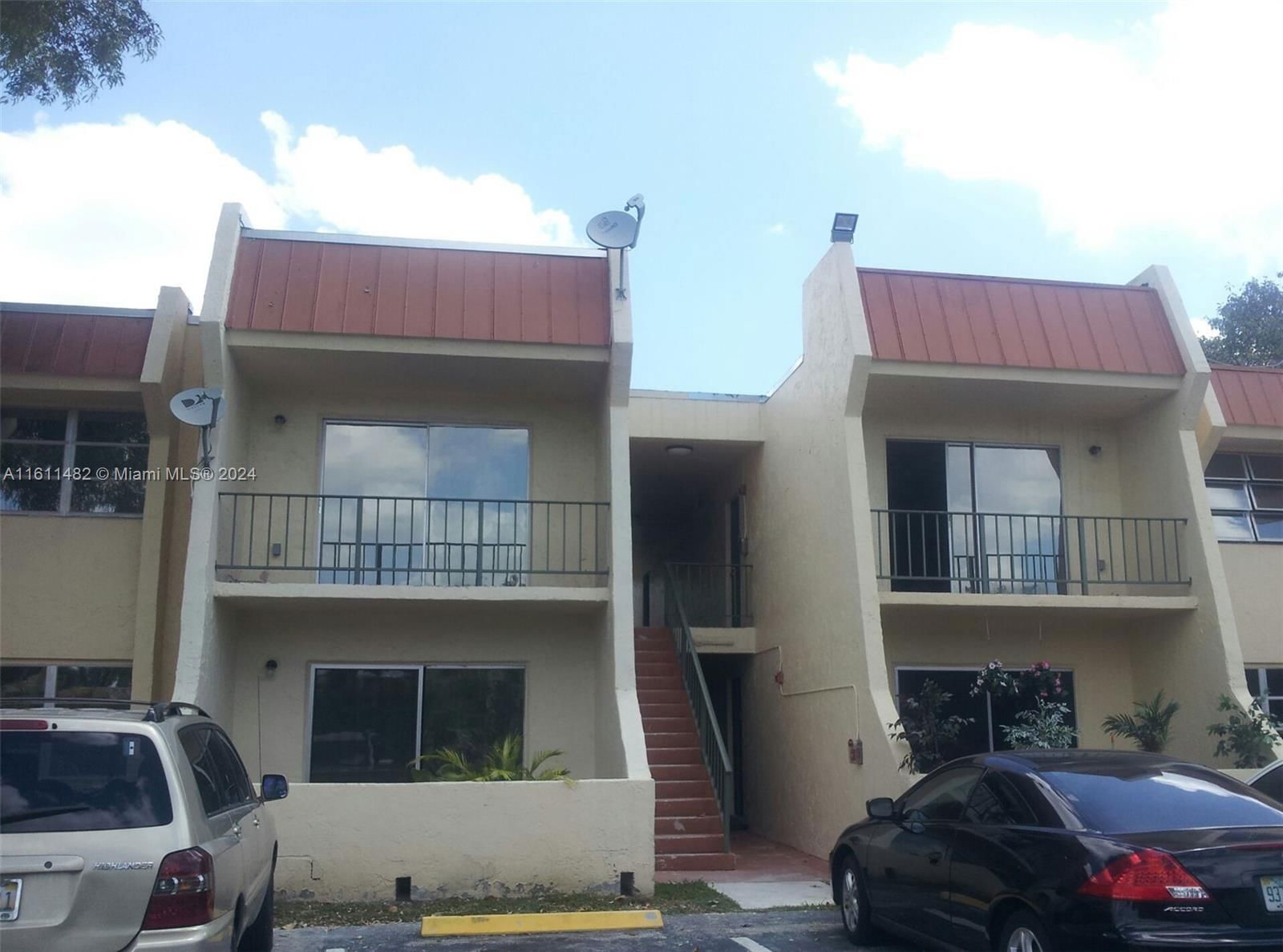 Real estate property located at 13962 90th Ave #209-JJ, Miami-Dade County, RESIDENCES @ THE FALLS CO, Miami, FL