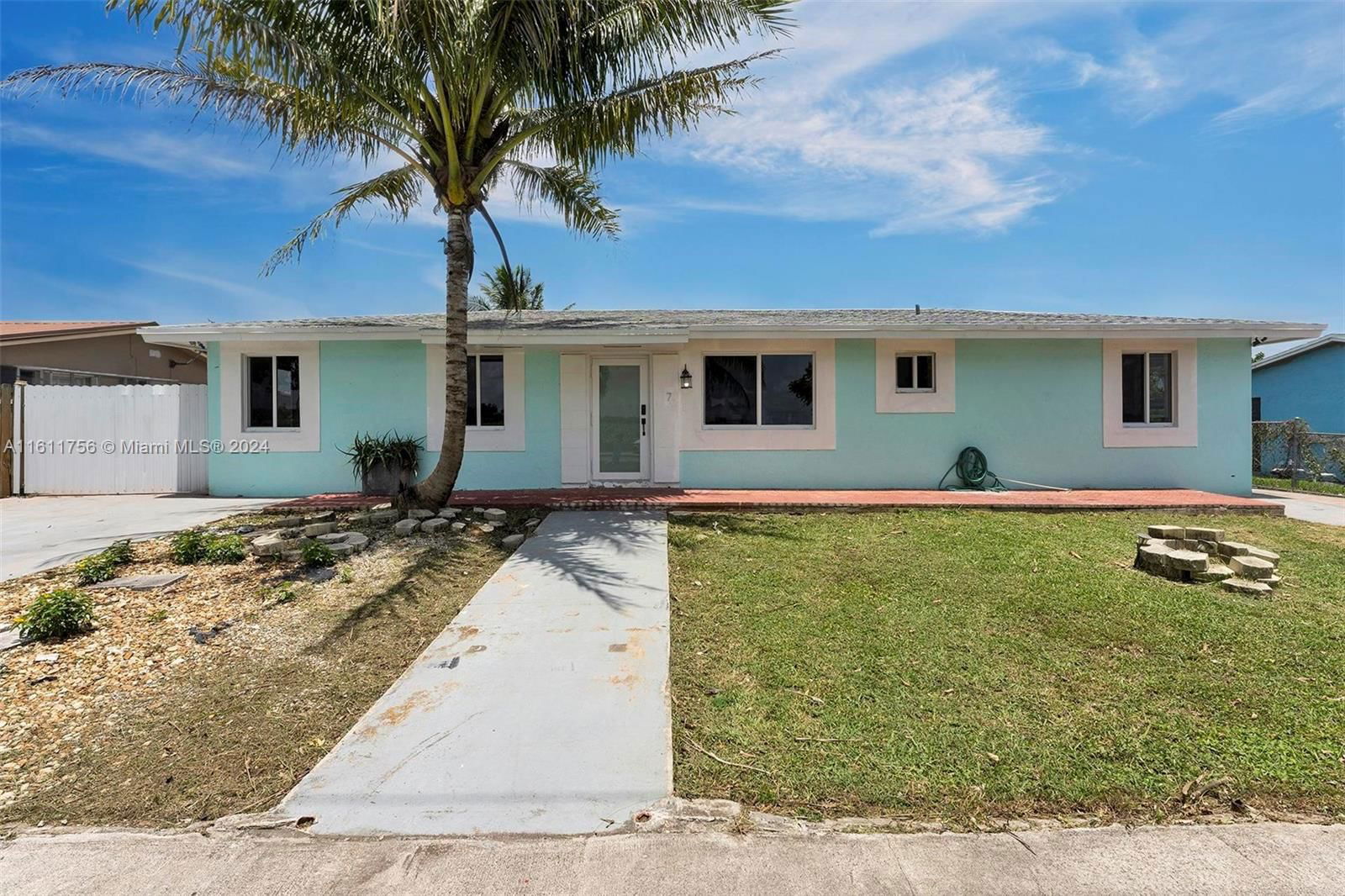 Real estate property located at 75 18th Ave, Miami-Dade County, AVOCADO VILLAS, Homestead, FL