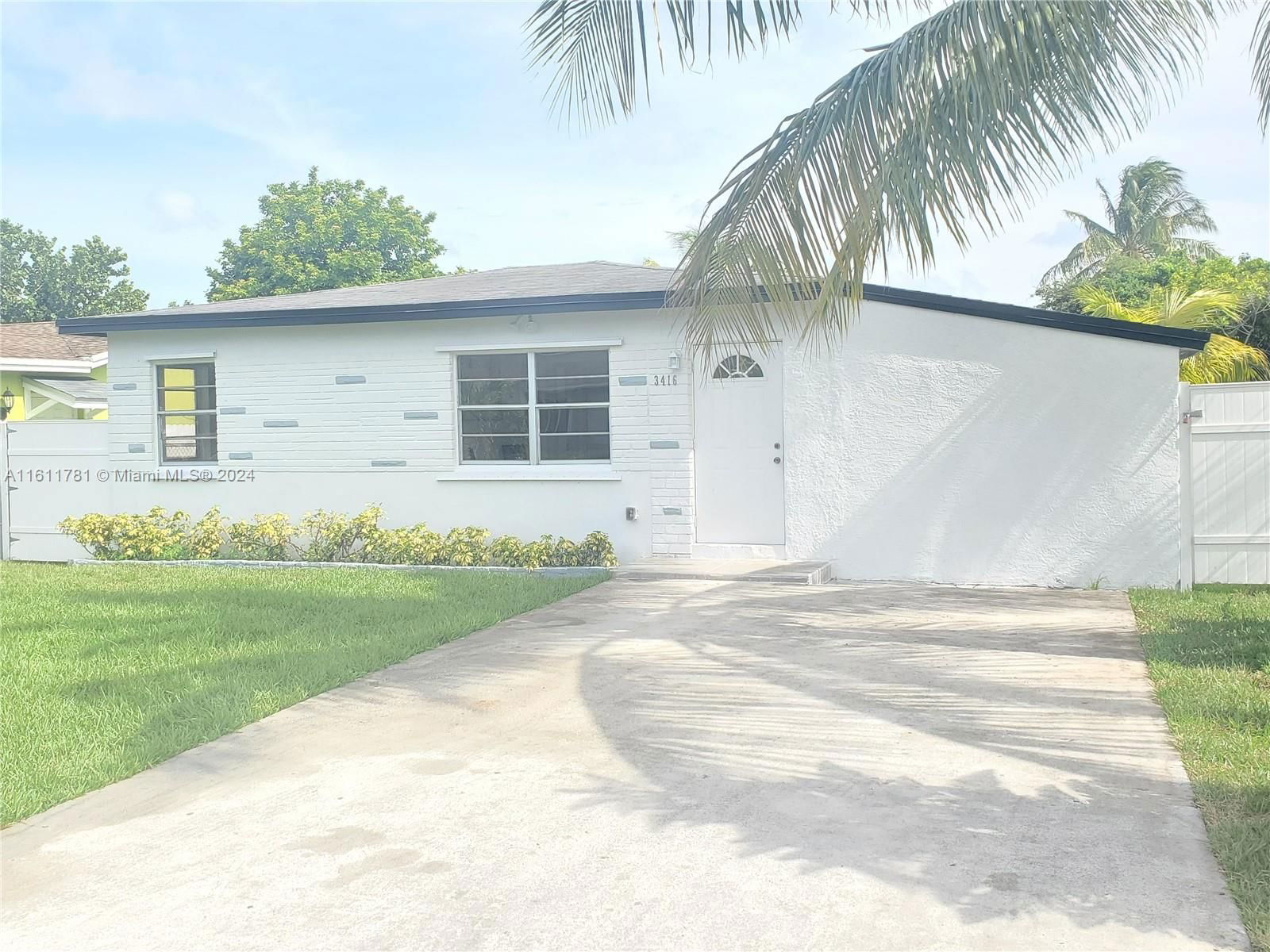 Real estate property located at 3416 12th Ct, Broward County, BREEZYWAY MANOR, Fort Lauderdale, FL