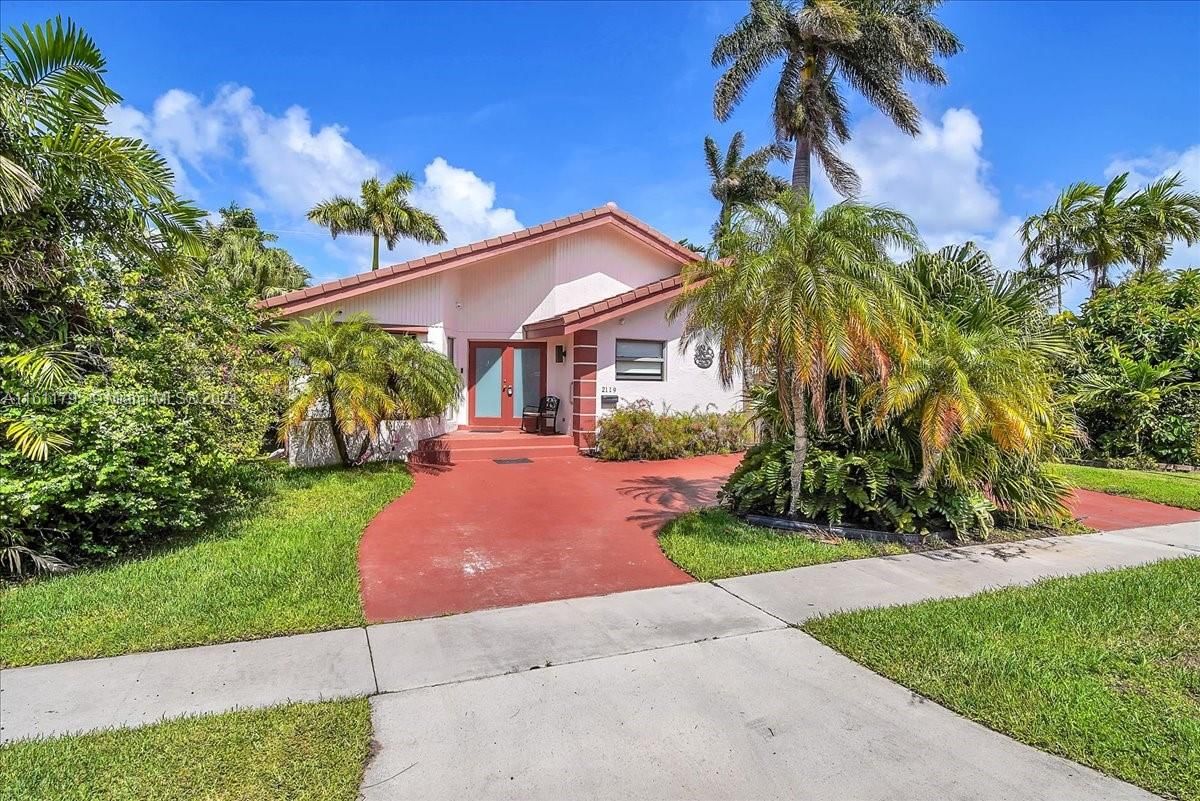 Real estate property located at 2119 14th Ter, Broward County, FLAMINGO MANORS, Hollywood, FL