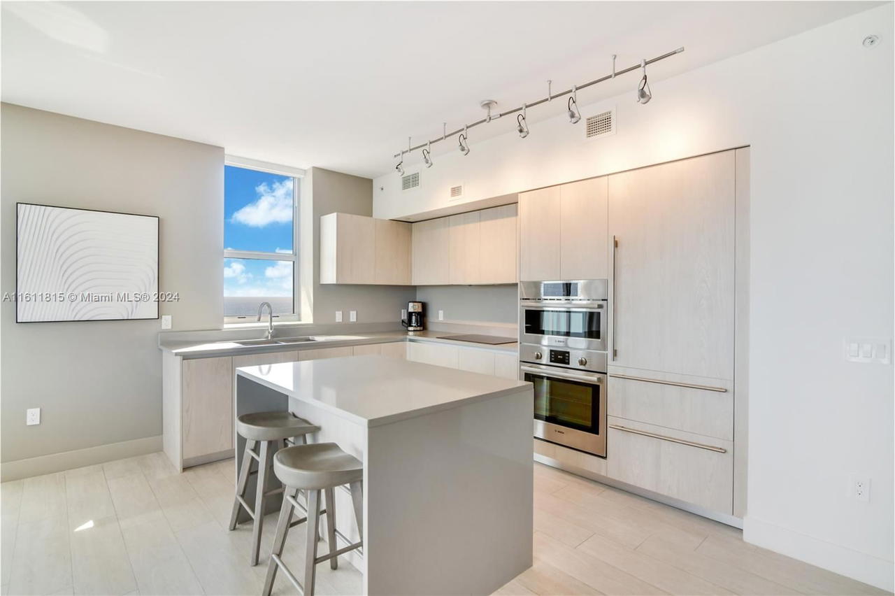 Real estate property located at , Broward, 4010 South Ocean Condo Ho, Hollywood, FL