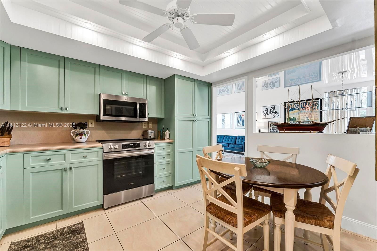Real estate property located at 3180 Ocean Dr #316, Broward, Parker Dorado Condo, Hallandale Beach, FL