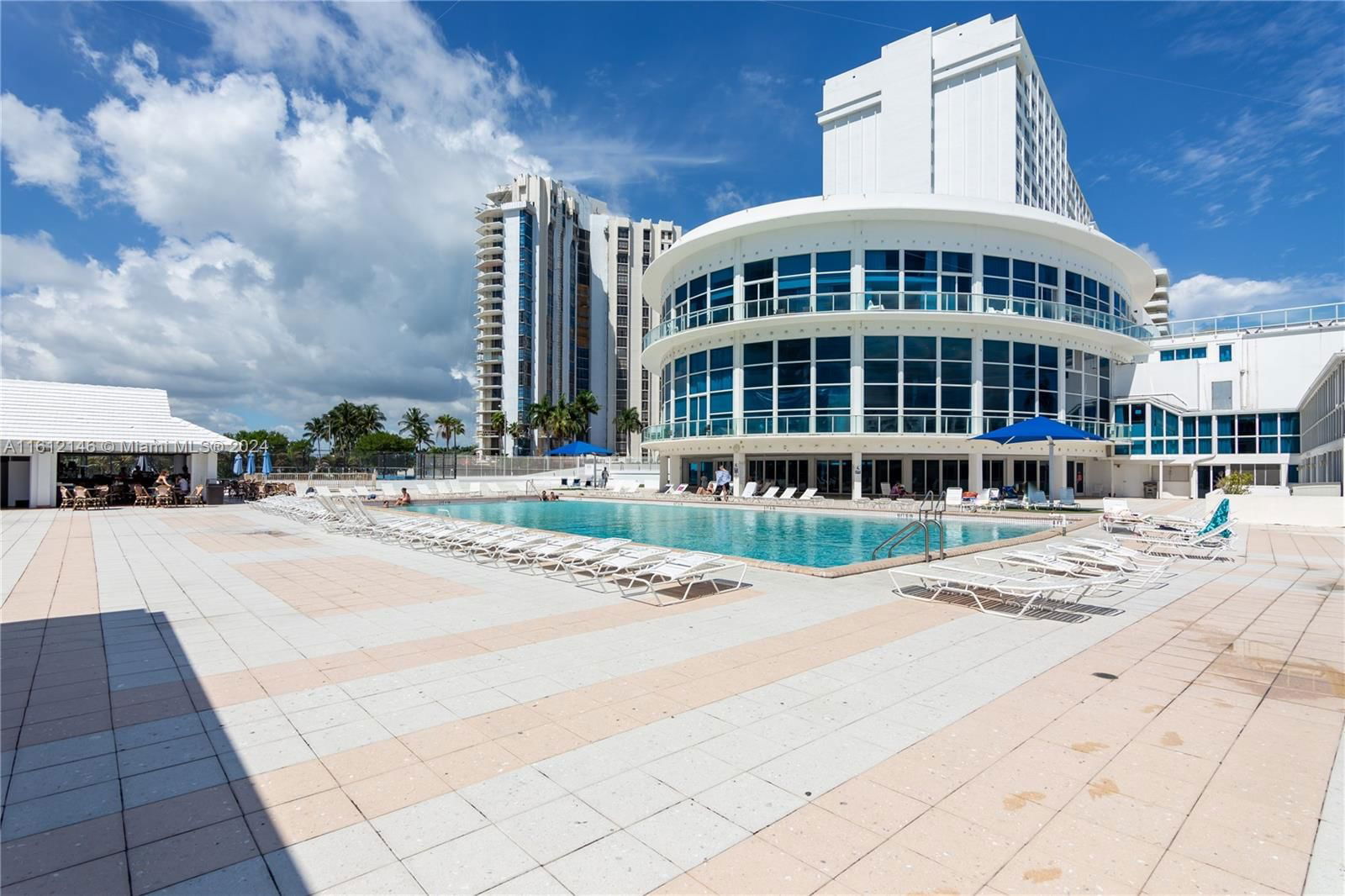 Real estate property located at 5445 Collins Ave #1701, Miami-Dade County, CASTLE BEACH CLUB CONDO, Miami Beach, FL