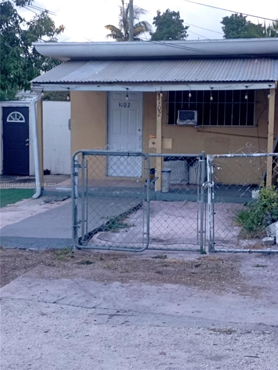 Real estate property located at , Miami-dade, The Tropics Amd, Miami, FL