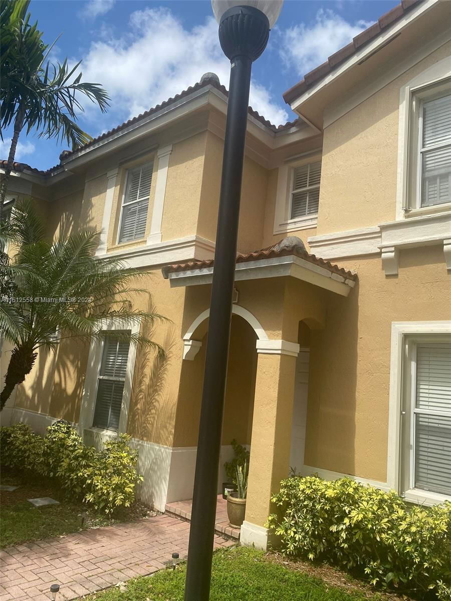 Real estate property located at 3011 128th ave #102, Broward County, CONDOMINIO DE MELROSE POIN, Miramar, FL