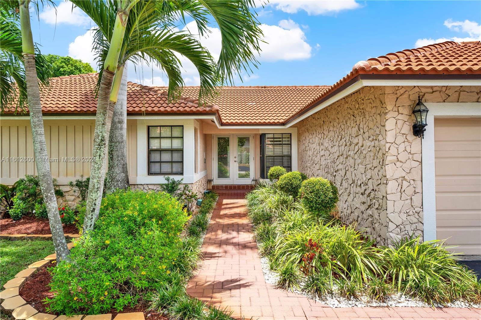 Real estate property located at 11282 11th Ct, Broward County, CYPRESS RUN, Coral Springs, FL