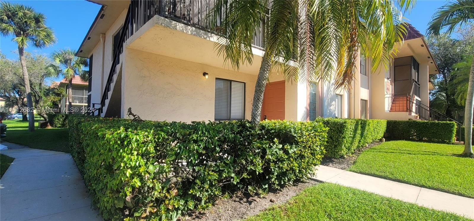 Real estate property located at 357 Lakeview Dr #101, Broward County, RACQUET CLUB APTS AT BONA, Weston, FL