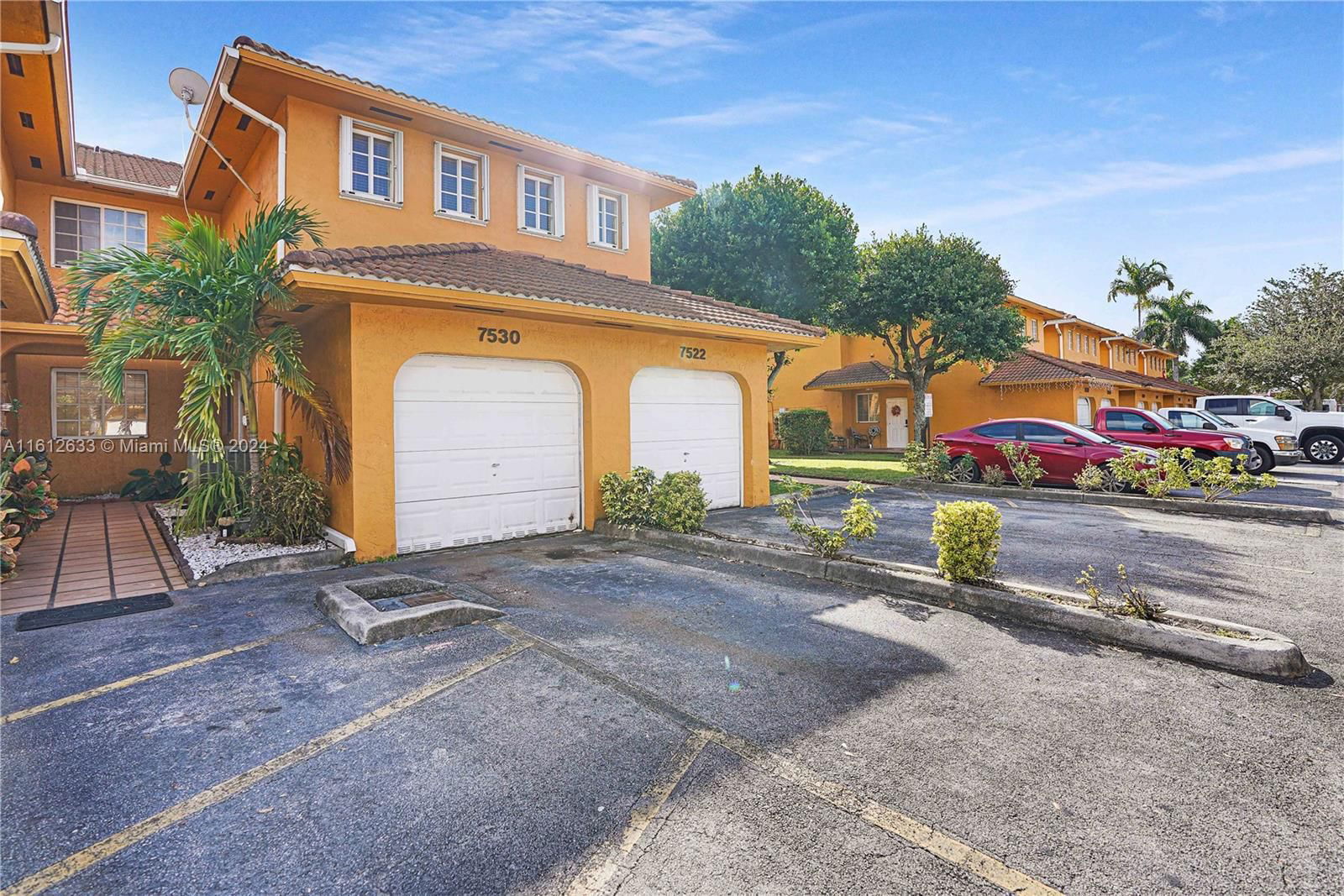 Real estate property located at 7530 175th St #7530, Miami-Dade, LILANDIA ESTATES CONDO, Hialeah, FL