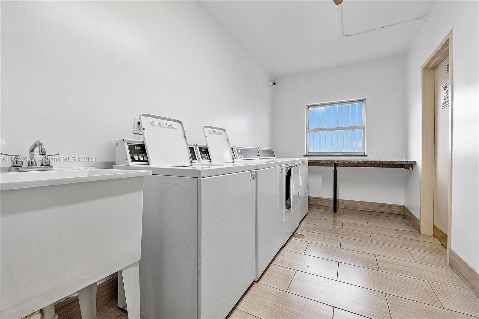 Real estate property located at 1455 Treasure Dr PH-B, Miami-dade, Island Place At North Bay, North Bay Village, FL