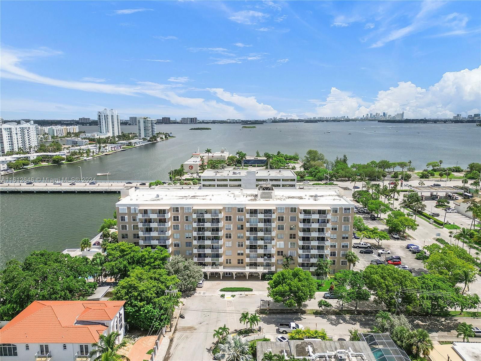 Real estate property located at 1455 Treasure Dr PH-B, Miami-dade, Island Place At North Bay, North Bay Village, FL