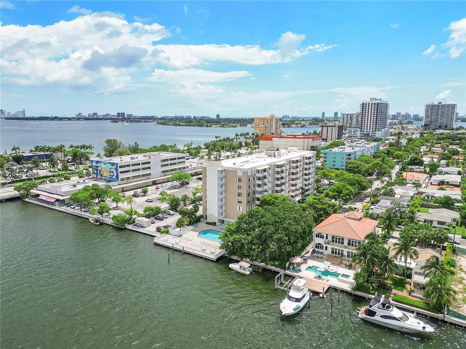 Real estate property located at 1455 Treasure Dr PH-B, Miami-dade, Island Place At North Bay, North Bay Village, FL