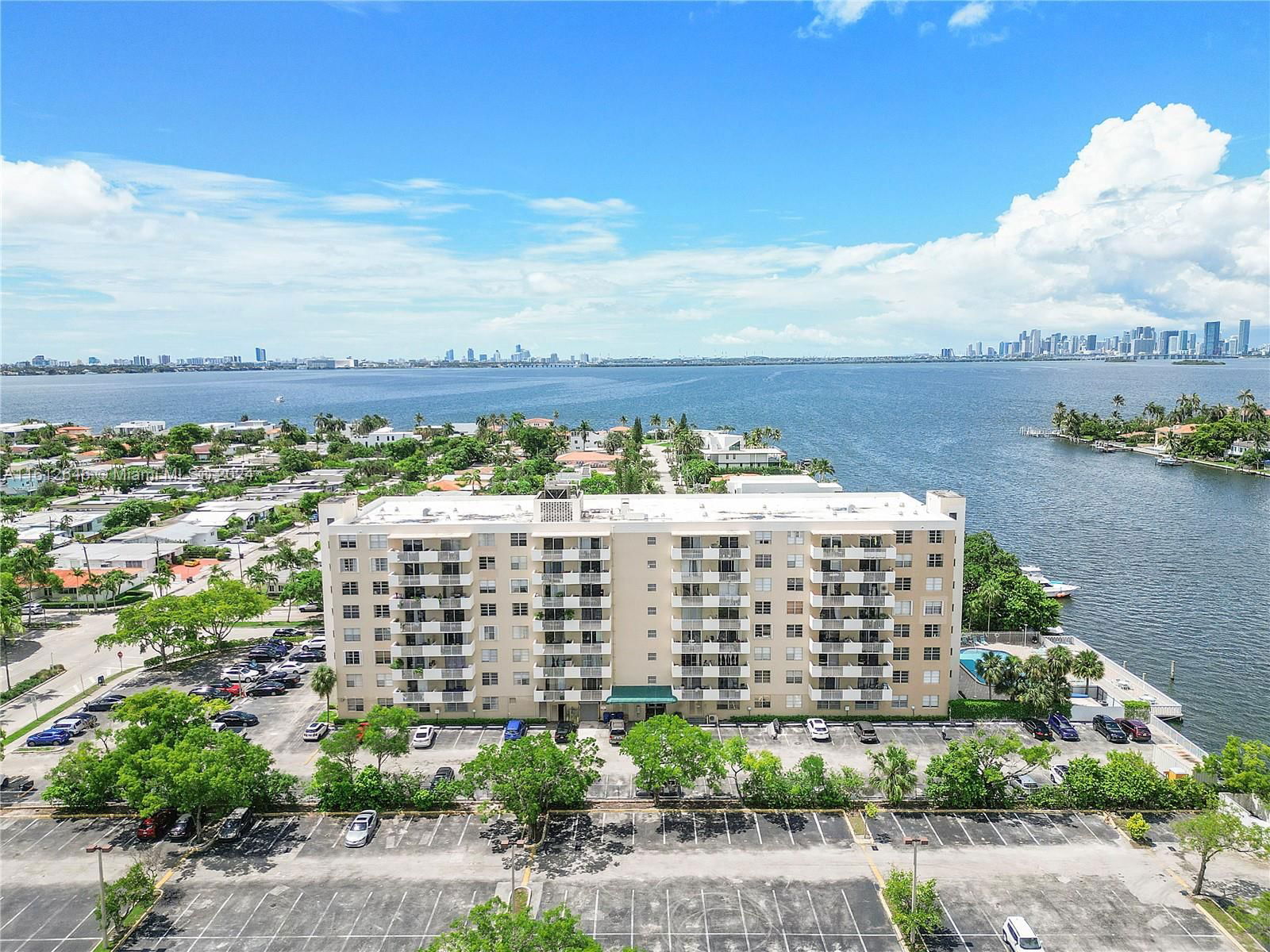 Real estate property located at 1455 Treasure Dr PH-B, Miami-dade, Island Place At North Bay, North Bay Village, FL