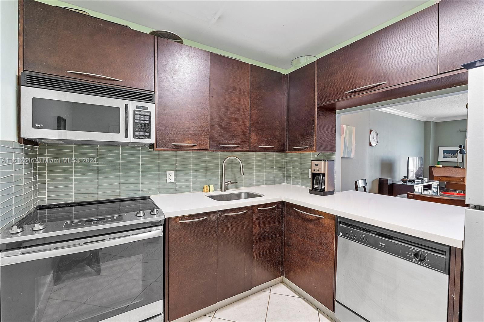 Real estate property located at 1455 Treasure Dr PH-B, Miami-dade, Island Place At North Bay, North Bay Village, FL