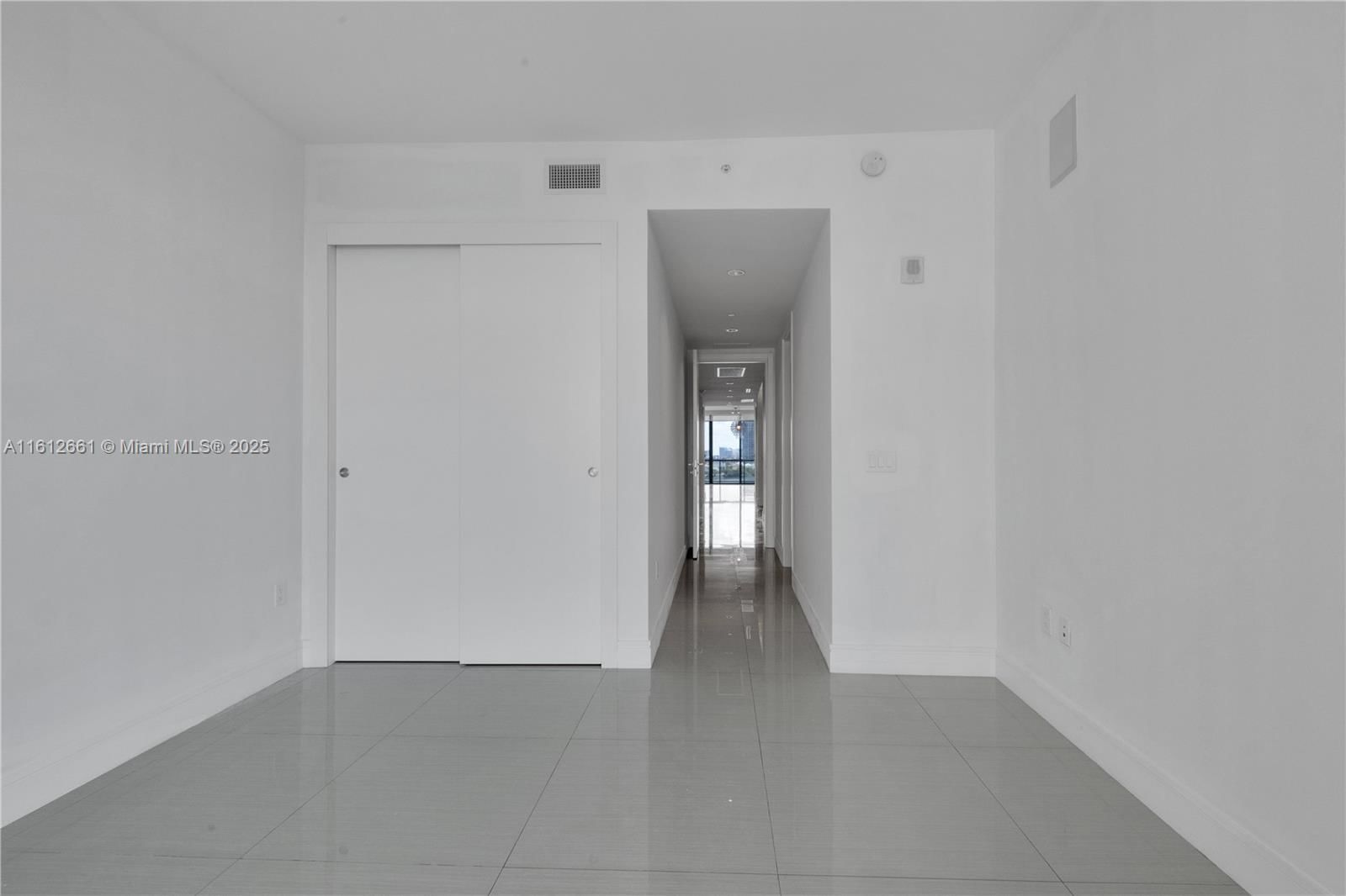 Real estate property located at 3300 188 St. #611, Miami-dade, Echo Condo Aventura, Aventura, FL