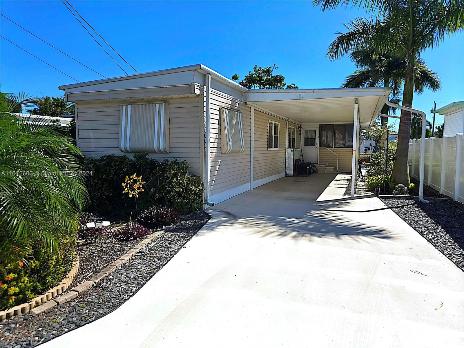 Real estate property located at 4208 Shady Ln, Palm Beach County, PINE GROVE VILLAGE, Boynton Beach, FL