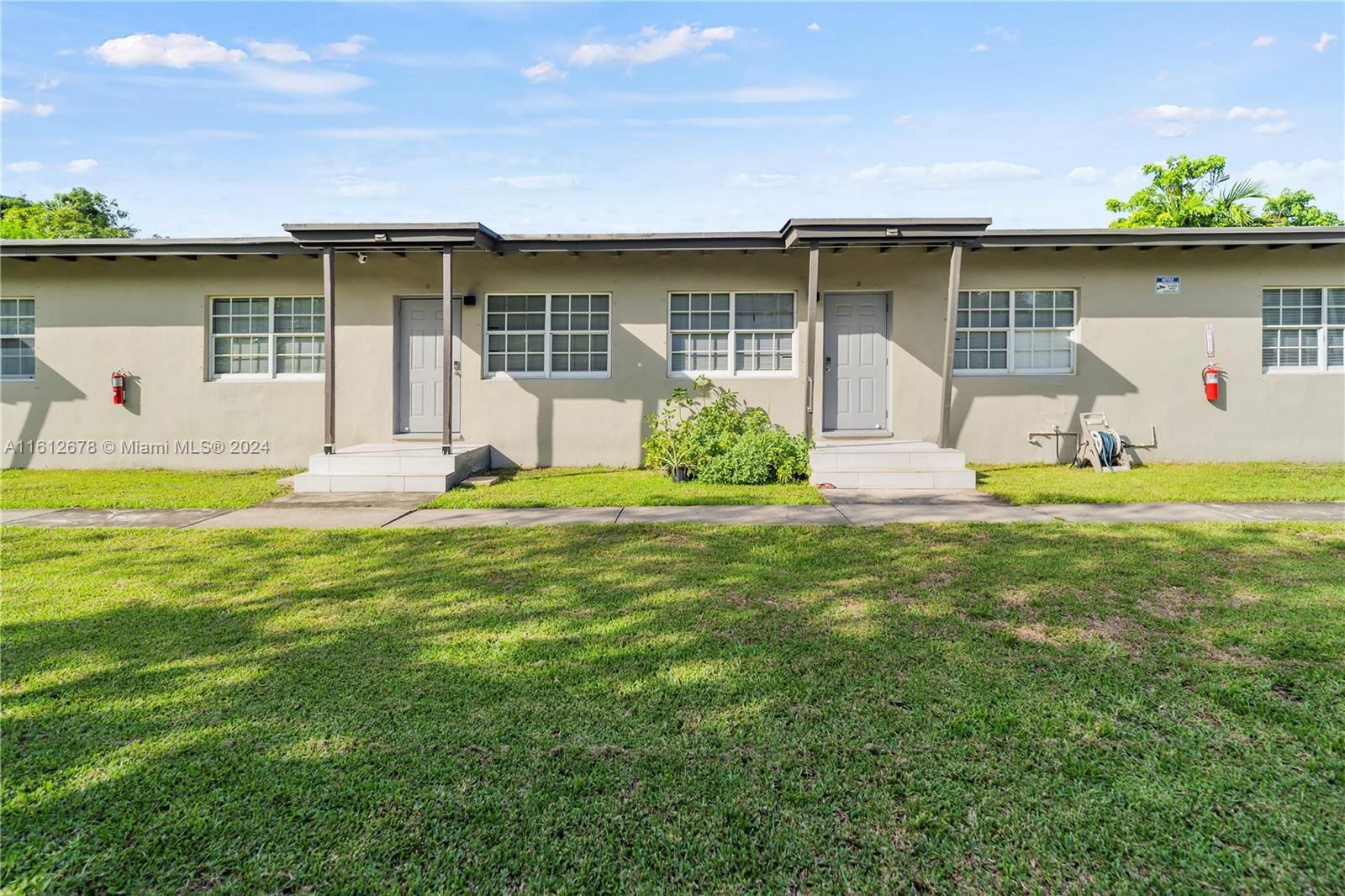 Real estate property located at 12108 5th Ave, Miami-Dade County, BISCAYNE PARK ESTATES, North Miami, FL