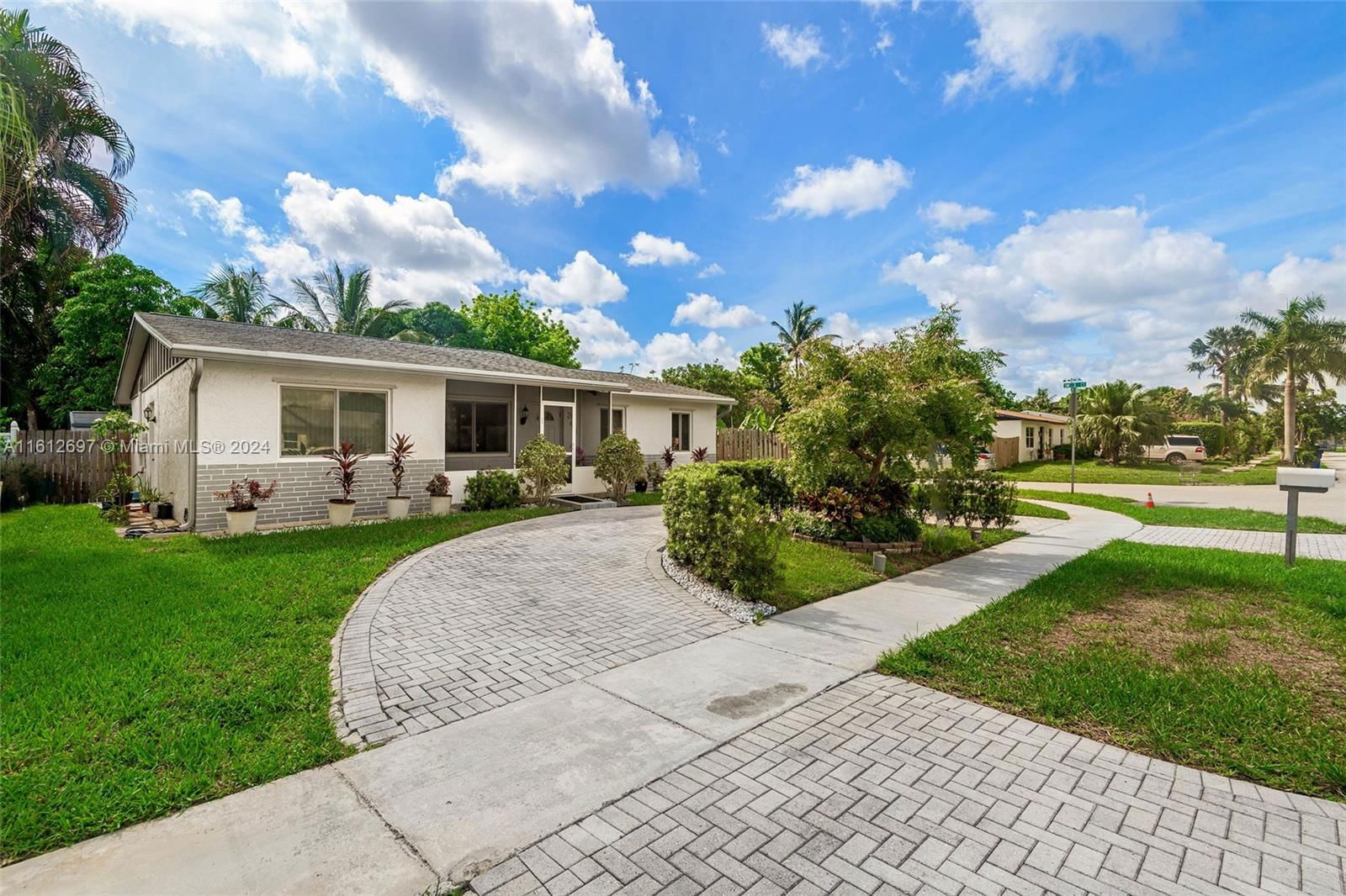 Real estate property located at 306 78th Ave, Broward County, NORTH LAUDERDALE VILLAGE, North Lauderdale, FL