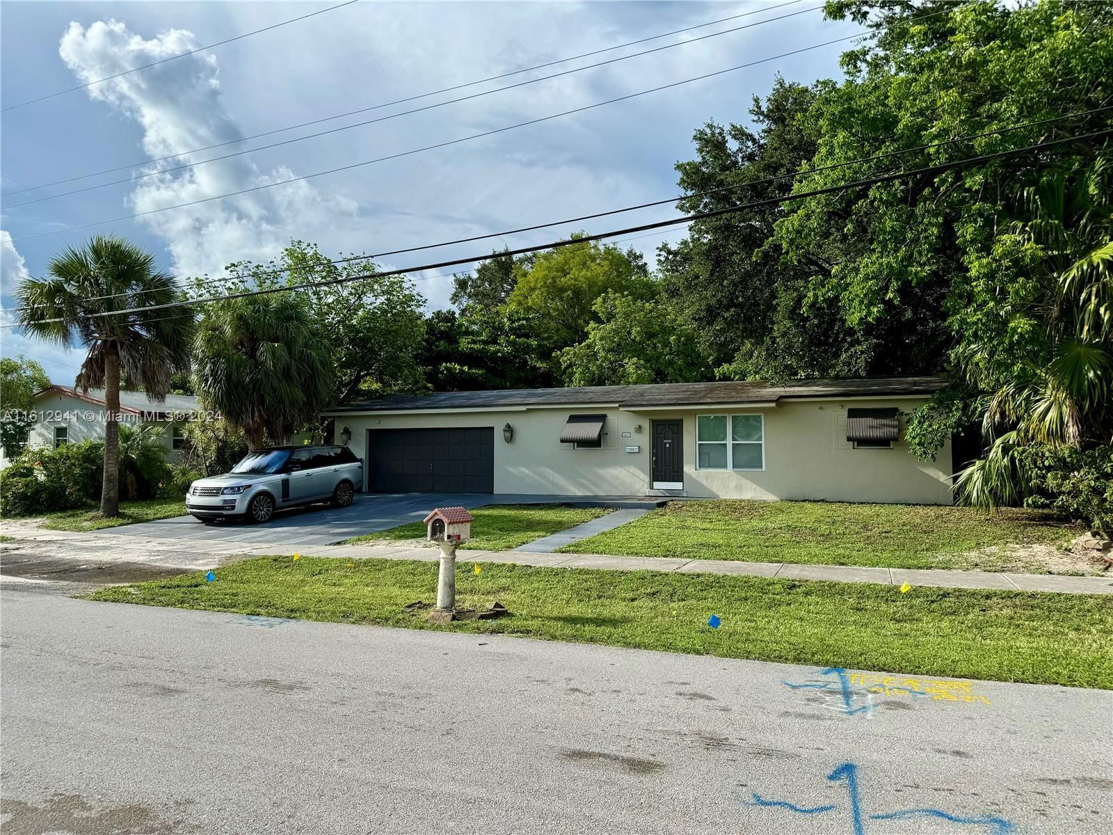 Real estate property located at 3801 31st Dr, Broward County, LAKE FOREST SEC 4, West Park, FL