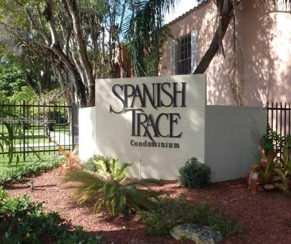 Real estate property located at 10794 Kendall Dr B17, Miami-Dade County, SPANISH TRACE CONDO, Miami, FL