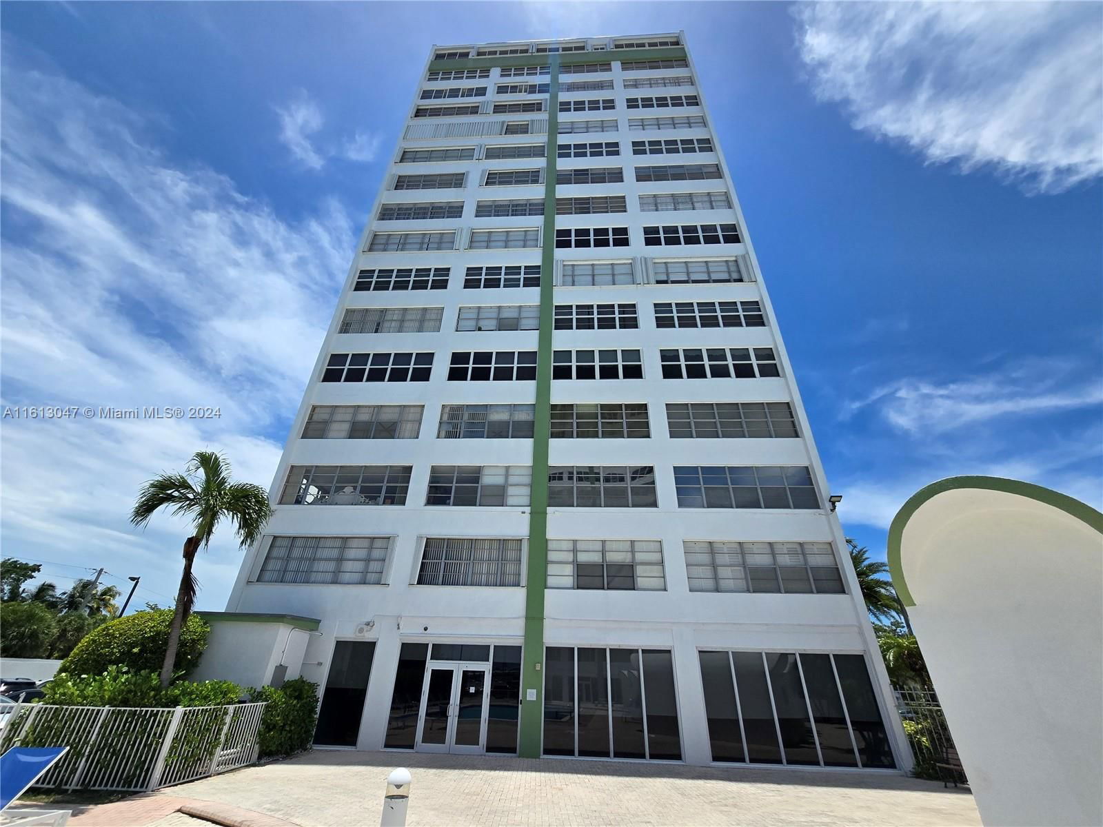 Real estate property located at 2100 Sans Souci Blvd A1108, Miami-Dade County, BAYVIEW TOWERS CONDO SOUT, North Miami, FL