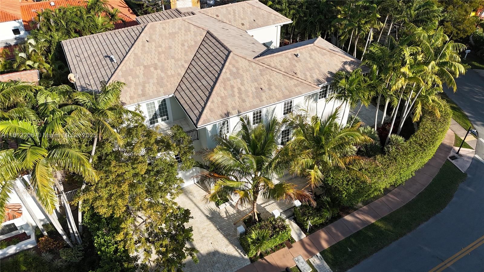 Real estate property located at 797 Ridgewood Rd, Miami-dade, Biscayne Key Estates, Key Biscayne, FL