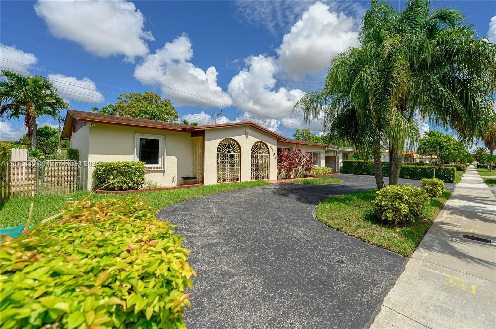 Real estate property located at 6732 135th Ct, Miami-Dade County, SUNSET WEST SEC 2, Miami, FL