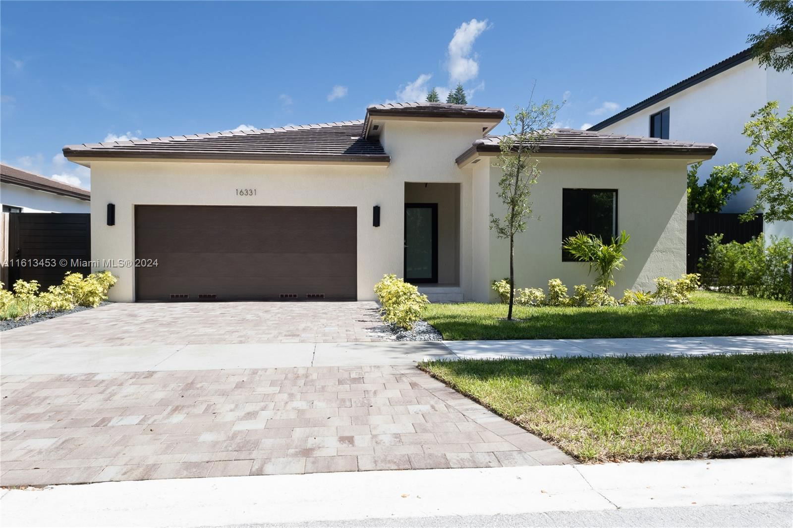 Real estate property located at 16331 60th Ter, Miami-Dade, RIVENDELL EAST, Miami, FL