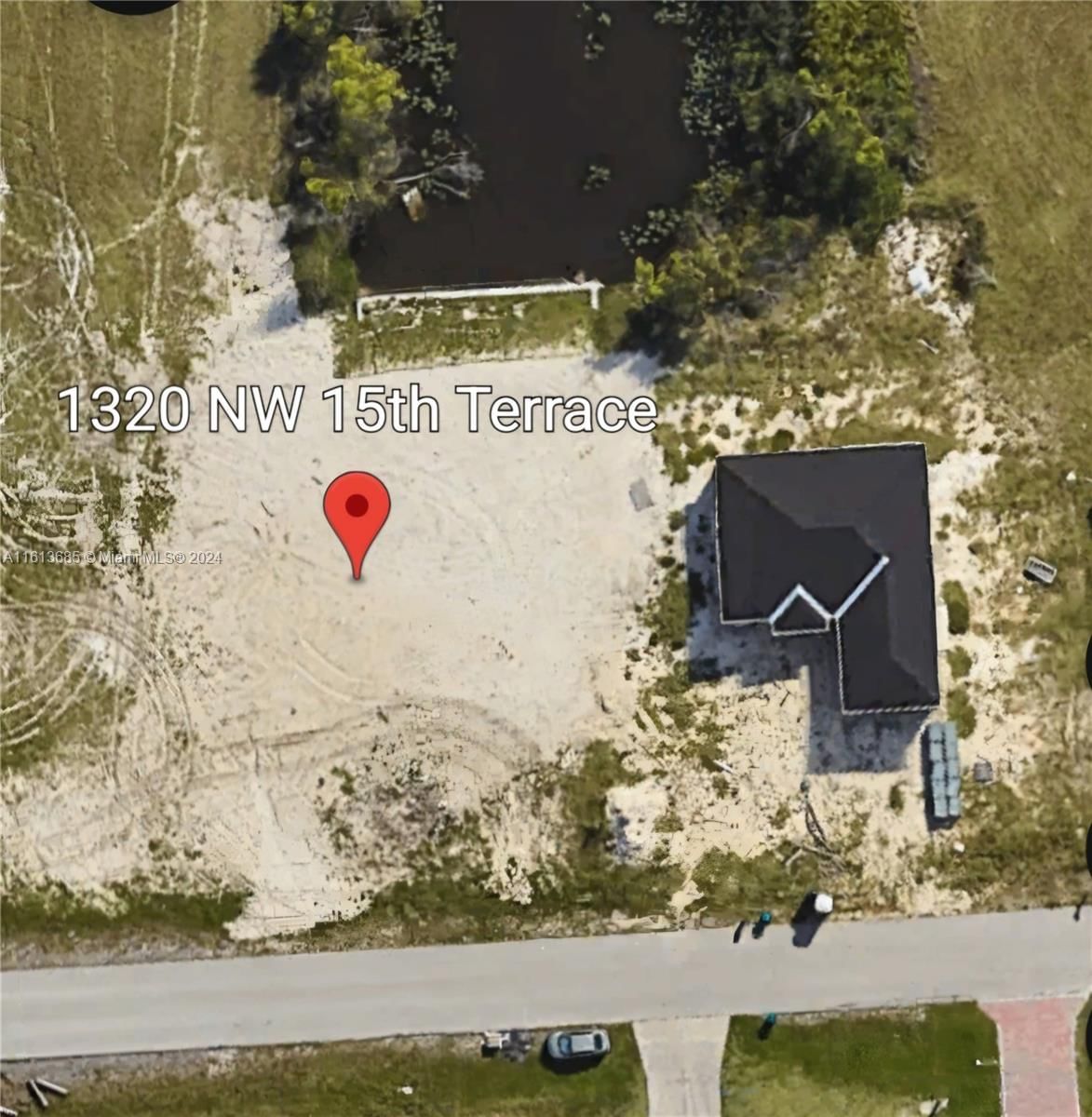 Real estate property located at 1320 NW 15 Ter, Lee County, CAPE CORAL, Cape Coral, FL