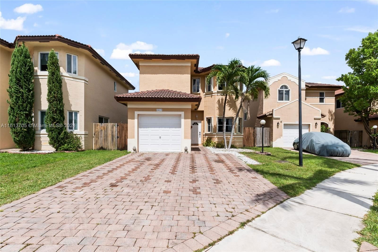 Real estate property located at 2617 41st Cir, Miami-Dade, MEGHANS PLACE, Homestead, FL