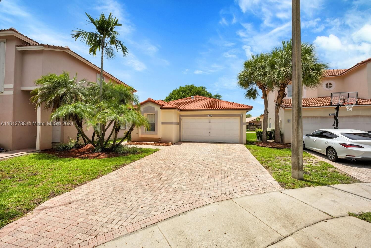 Real estate property located at 17084 12th St, Broward, LAKES OF WESTERN PINES RE, Pembroke Pines, FL