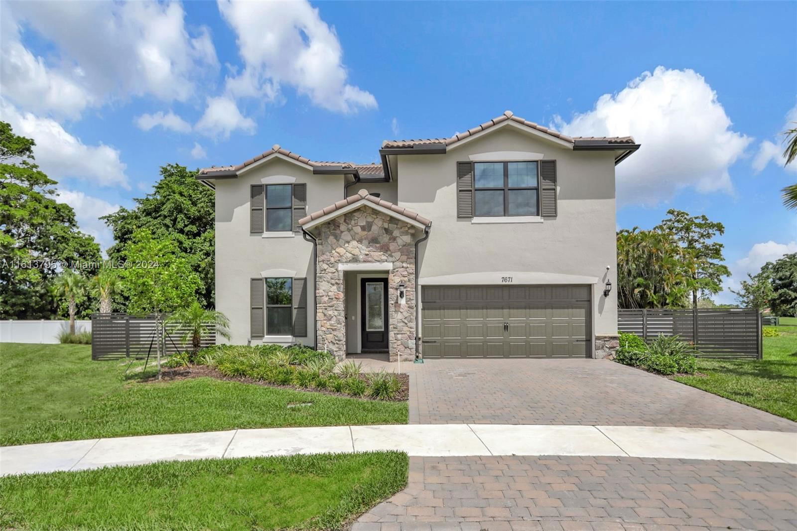 Real estate property located at 7671 84th Ln, Broward County, WOODMONT POD, Tamarac, FL