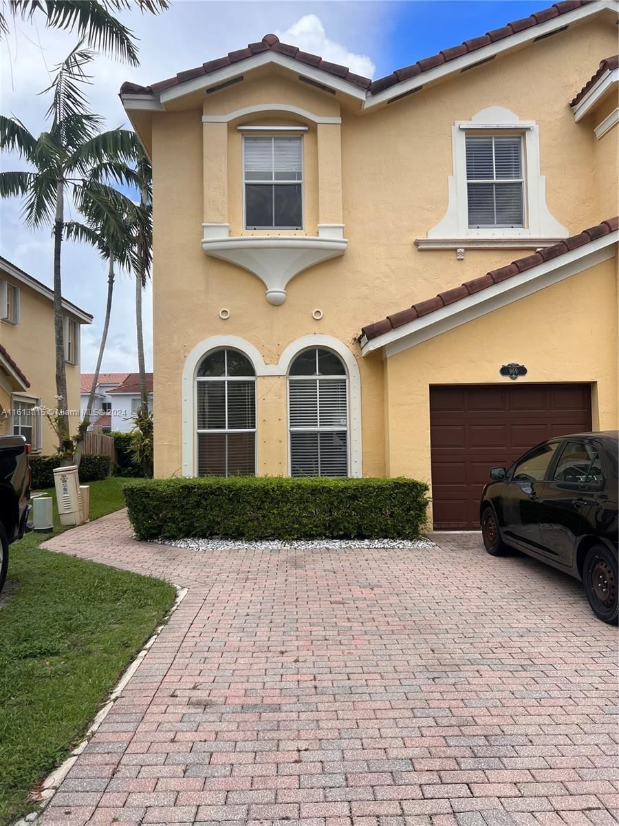 Real estate property located at 969 149th Ct #969, Miami-Dade County, GRAND LAKES PHASE I, Miami, FL