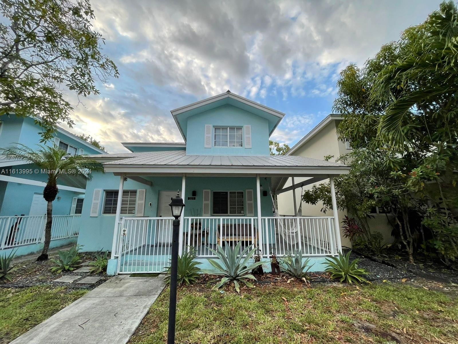 Real estate property located at 325 19th Ln, Miami-Dade County, THE VILLAS OF ST AGNES CO, Miami, FL