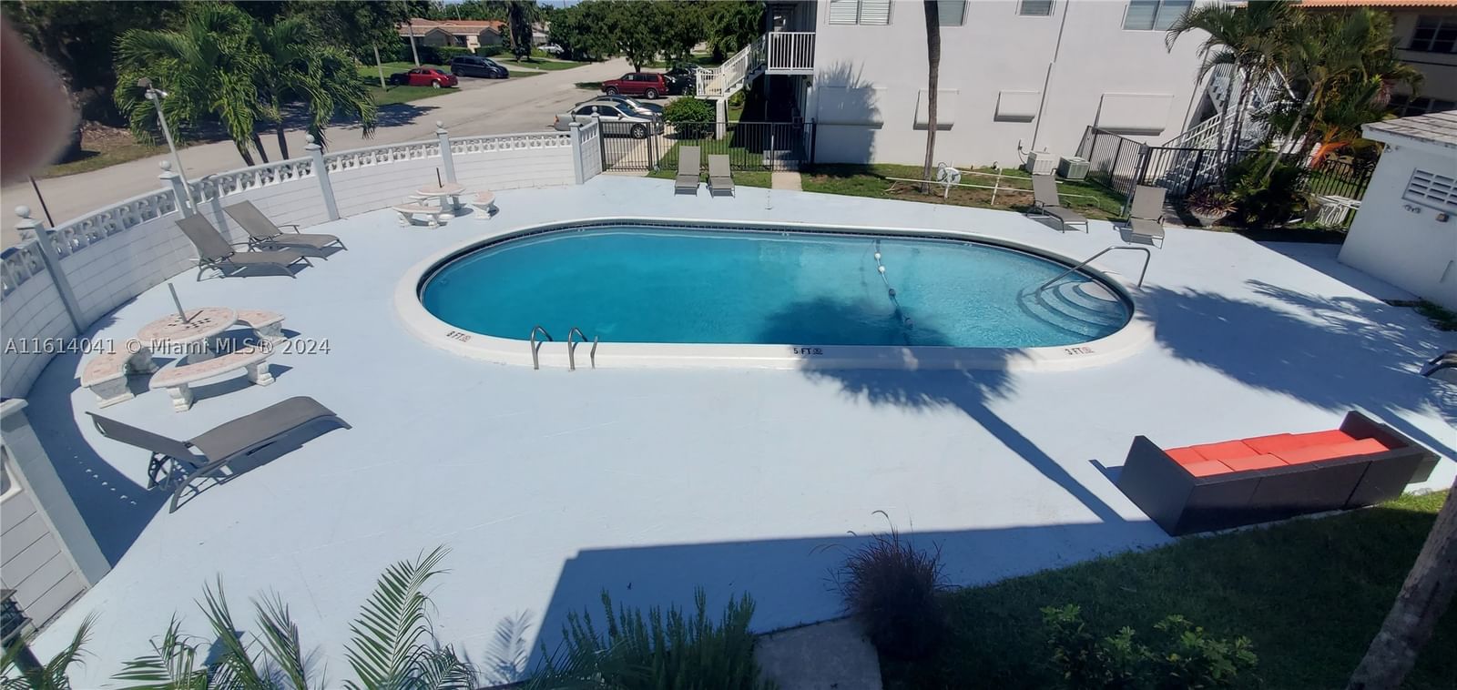 Real estate property located at 2000 51st Ct #107, Broward, Colony Terrace Apts Co-op, Fort Lauderdale, FL