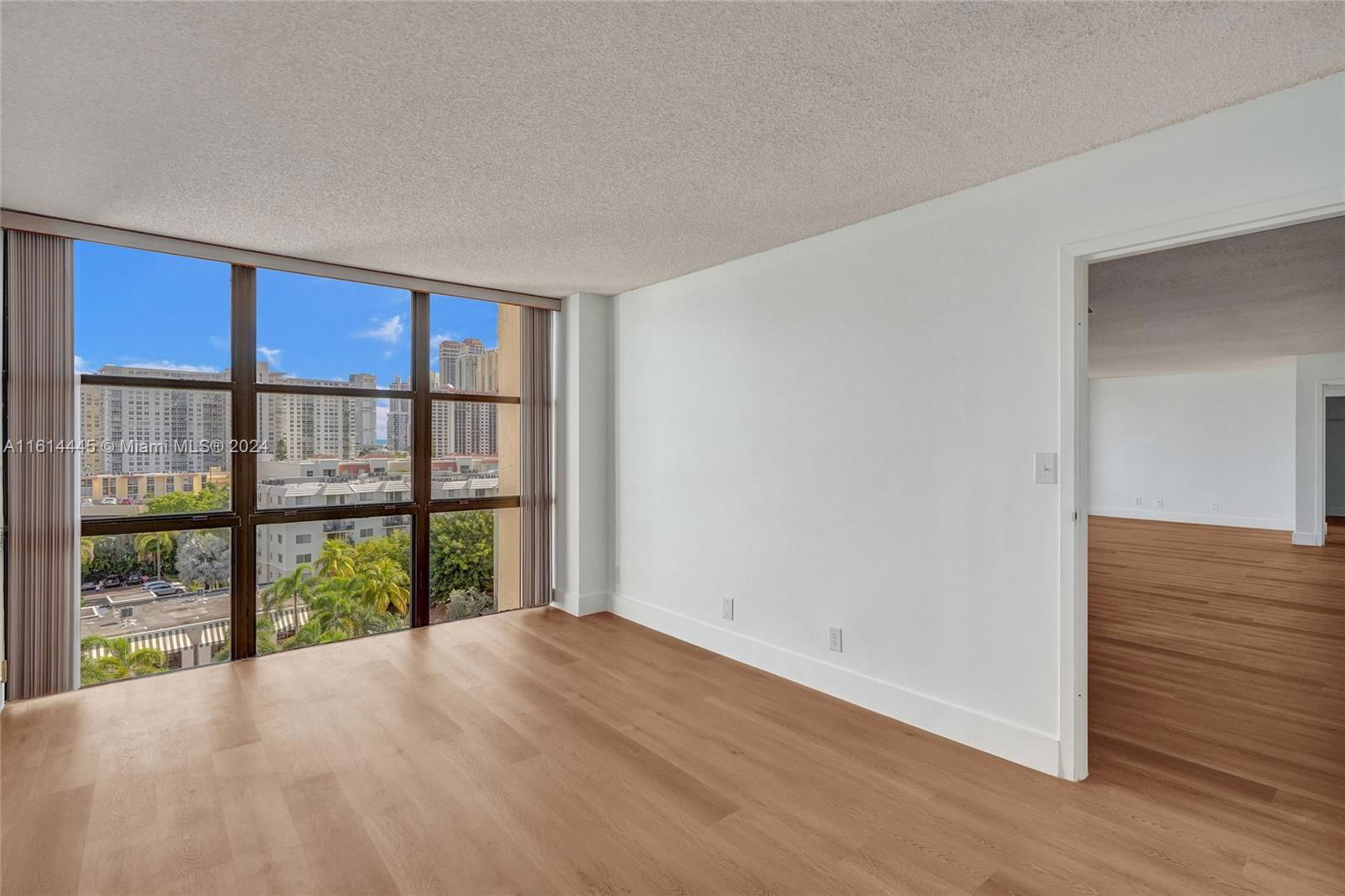 Real estate property located at 17021 Bay Rd #906, Miami-dade County, Plaza Of Americas Condo P, Sunny Isles Beach, FL