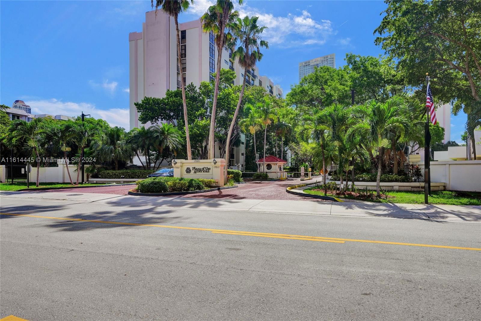 Real estate property located at 17021 Bay Rd #906, Miami-dade County, Plaza Of Americas Condo P, Sunny Isles Beach, FL